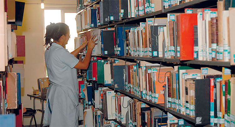 Día del Bibliotecario en Cuba: homenaje, historia y renovación