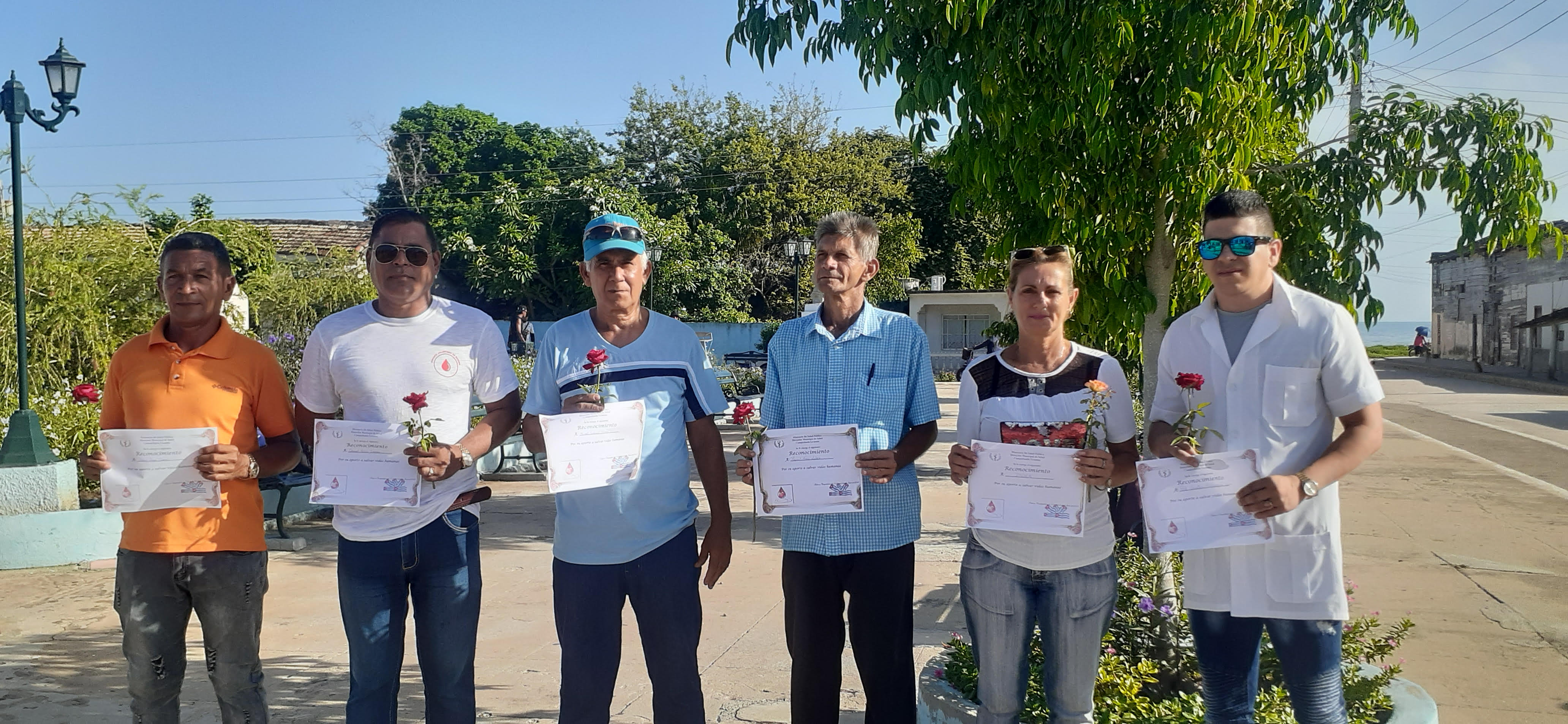 Reconocimiento público a quienes contribuyen a salvar vidas humanas Reconocimiento público a quienes contribuyen a salvar vidas humanas