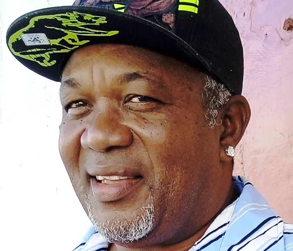 Con permiso, Pillo Zapata