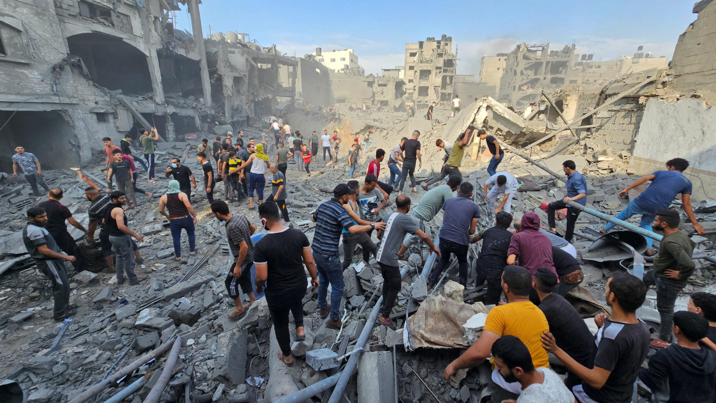 Ataques israelíes causan muertos y heridos en Gaza Ataques israelíes causan muertos y heridos en Gaza