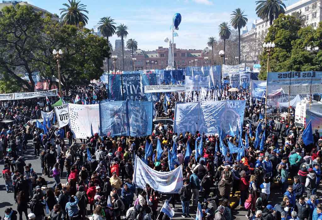 Denuncian en Argentina políticas de Javier Milei Denuncian en Argentina políticas de Javier Milei
