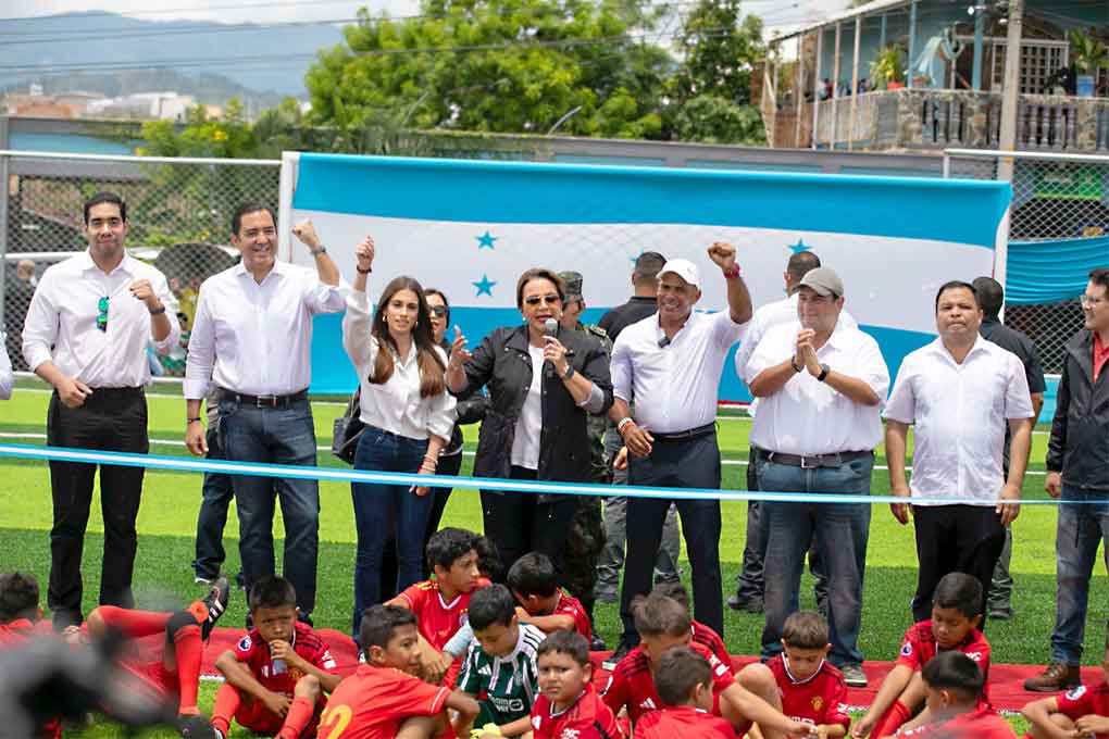 Mi Gobierno es el del pueblo, afirmó presidenta de Honduras Mi Gobierno es el del pueblo, afirmó presidenta de Honduras