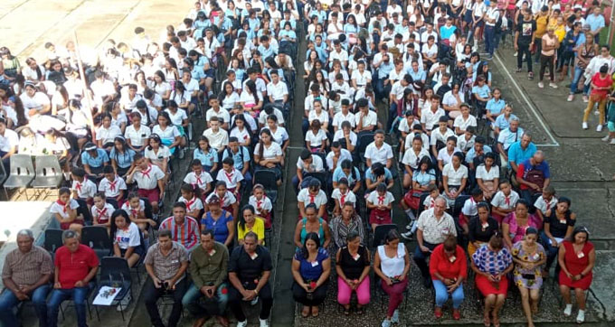 Activan instituciones educativas en Bartolomé Masó para el nuevo curso escolar Activan instituciones educativas en Bartolomé Masó para el nuevo curso escolar