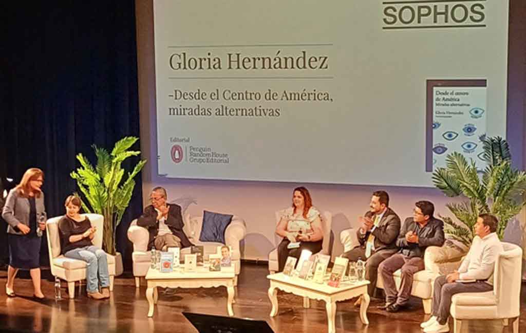 Destacan temas clave y recurrentes en literatura de Centroamérica