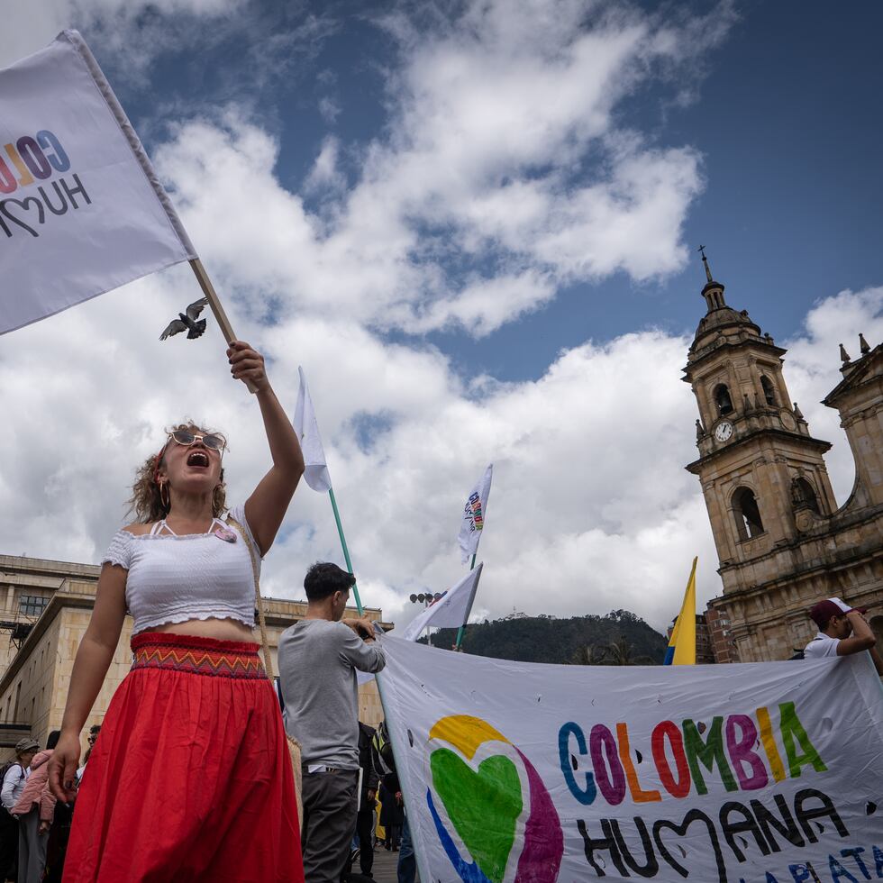 Marchan en Colombia en apoyo a Petro y en rechazo al golpe blando