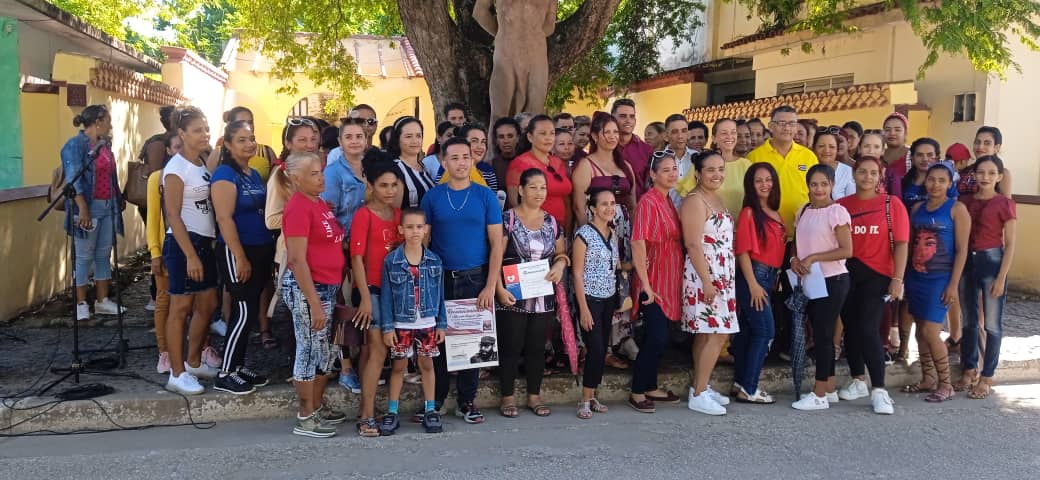 Celebran aniversario 24 de la creación del programa de trabajadores sociales