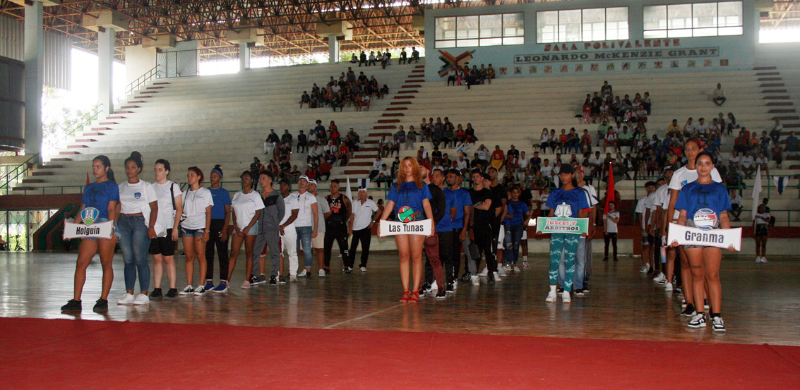 Deportistas universitarios de Granma luchan por cupos para la capital