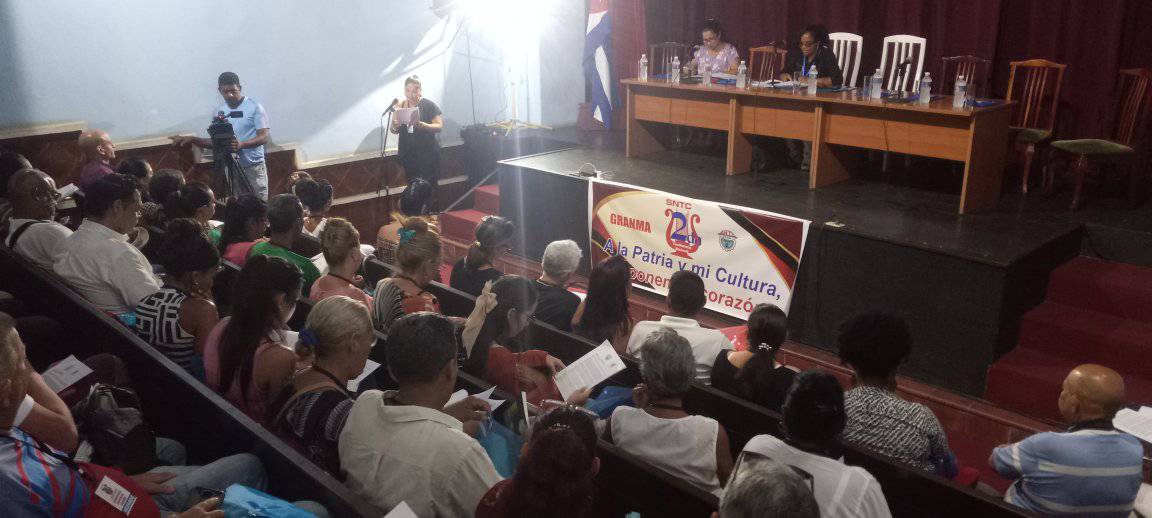 Sesiona en Bayamo Conferencia Provincial del Sindicato de Trabajadores de la Cultura Sesiona en Bayamo Conferencia Provincial del Sindicato de Trabajadores de la Cultura