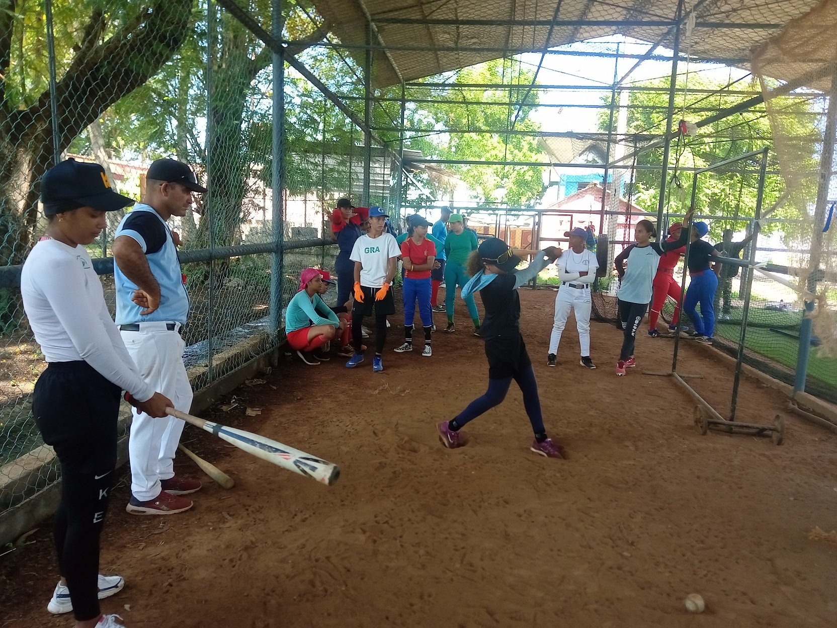 Peloteras de Granma buscan clasificación para final nacional