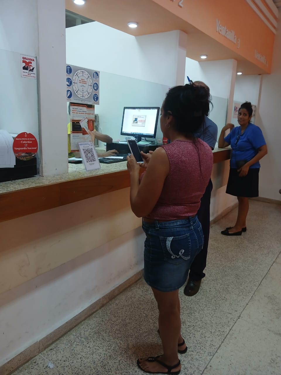 Implementa  Eléctrica de Granma servicio de caja extra 