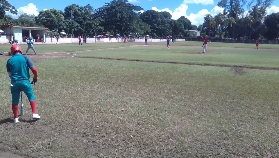 Peloteros del Arquímides Colina se mantienen en competencia en Liga Azucarera Peloteros del Arquímides Colina se mantienen en competencia en Liga Azucarera
