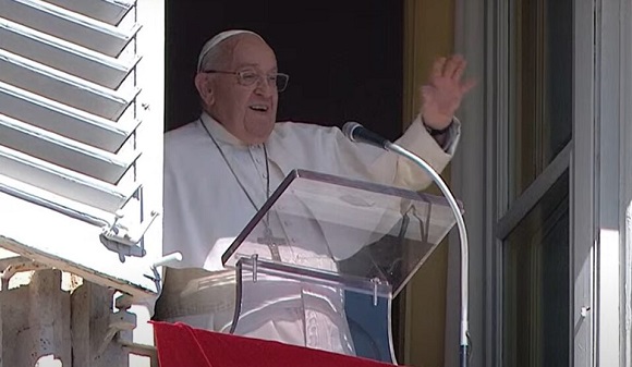 Papa Francisco reclama apoyo mundial a Haití