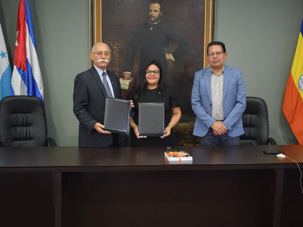 Cuba y Honduras impulsan colaboración en materia educativa Cuba y Honduras impulsan colaboración en materia educativa