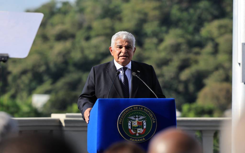 El canal seguirá en manos panameñas, asegura Presidente (+Fotos) El canal seguirá en manos panameñas, asegura Presidente (+Fotos)