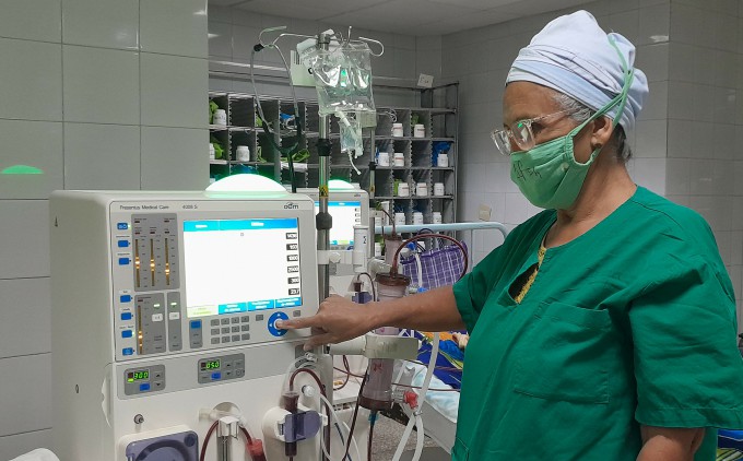 Servicio de hemodiálisis: purificación por la vida