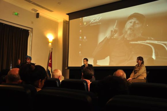 Presentan libro Conversando con Fidel Presentan libro Conversando con Fidel