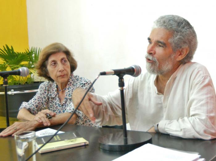 «Siempre he estado cerca de la poesía» «Siempre he estado cerca de la poesía»