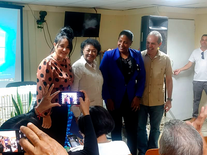 Efectúan entrega y recepción del cargo de Delegada del Citma en Granma (+post y video)