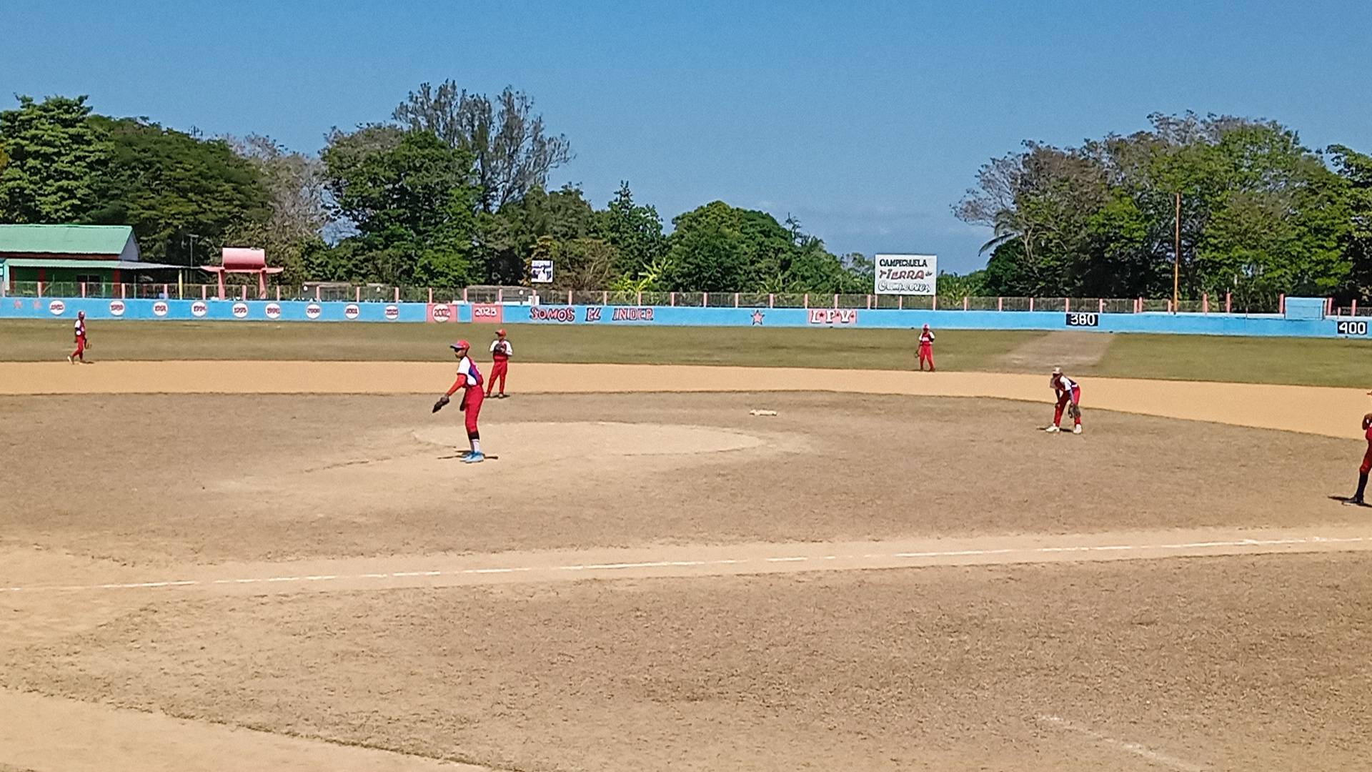 Campechuela avanza a semifinal de las Pequeñas Ligas de béisbol Campechuela avanza a semifinal de las Pequeñas Ligas de béisbol