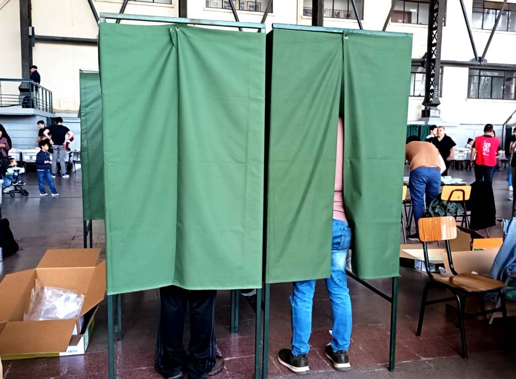 Debate electoral continúa, aún en medio de vacaciones en Chile (+Foto)