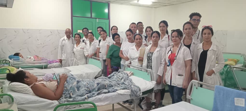 Continúan actividades por la Jornada Puertas abiertas a la neonatología Continúan actividades por la Jornada Puertas abiertas a la neonatología