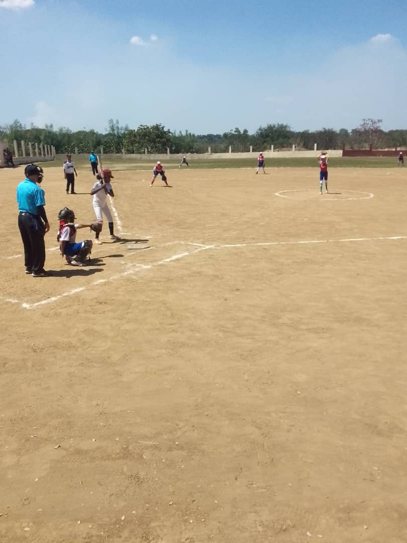 Niñas de Granma llegan a la final de las Pequeñas Ligas de softbol Niñas de Granma llegan a la final de las Pequeñas Ligas de softbol