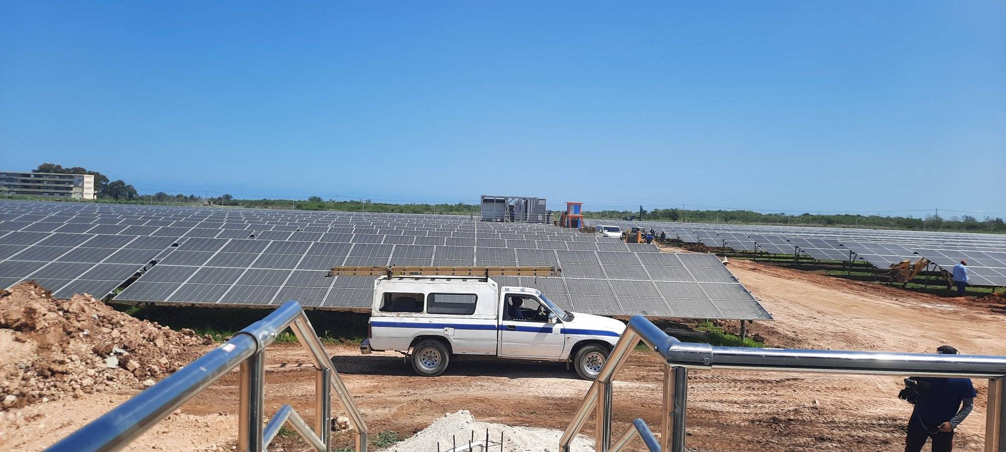 Historias detrás de un coloso solar (+fotos e infografía) Historias detrás de un coloso solar (+fotos e infografía)