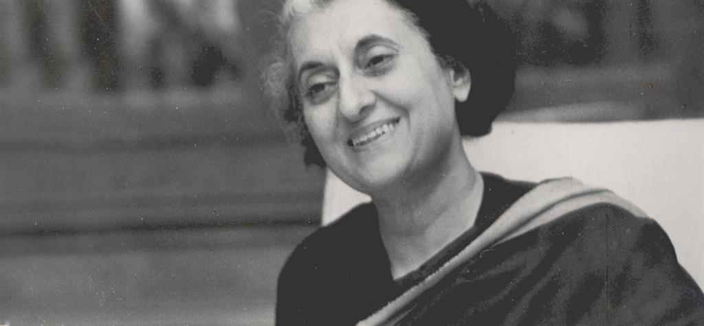 Indira Ghandi, una vida de devoción y coraje Indira Ghandi, una vida de devoción y coraje