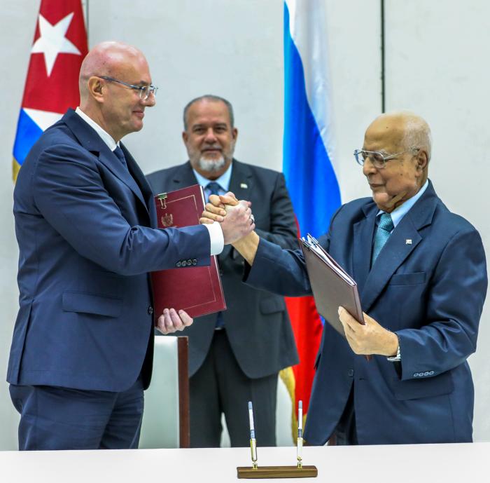 Rusia continuará apoyando a Cuba económica y humanitariamente Rusia continuará apoyando a Cuba económica y humanitariamente