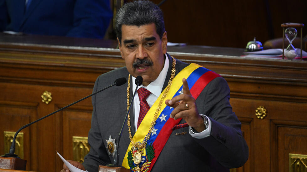 Presidente convoca a oposición venezolana a buscar un camino legal