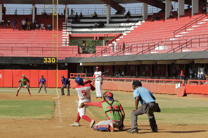 Avispas mandan la Semifinal de regreso al Mella Avispas mandan la Semifinal de regreso al Mella