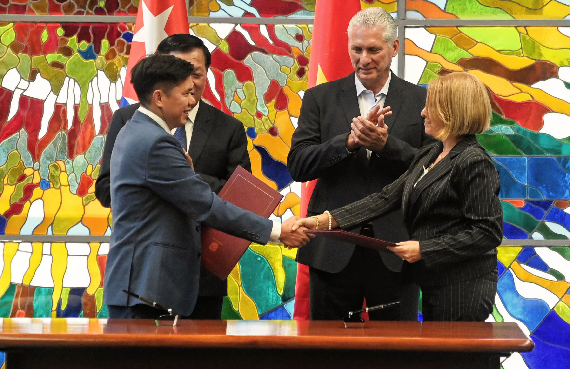 Fundan Cuba y Vietnam empresa mixta en sector biofarmacéutico