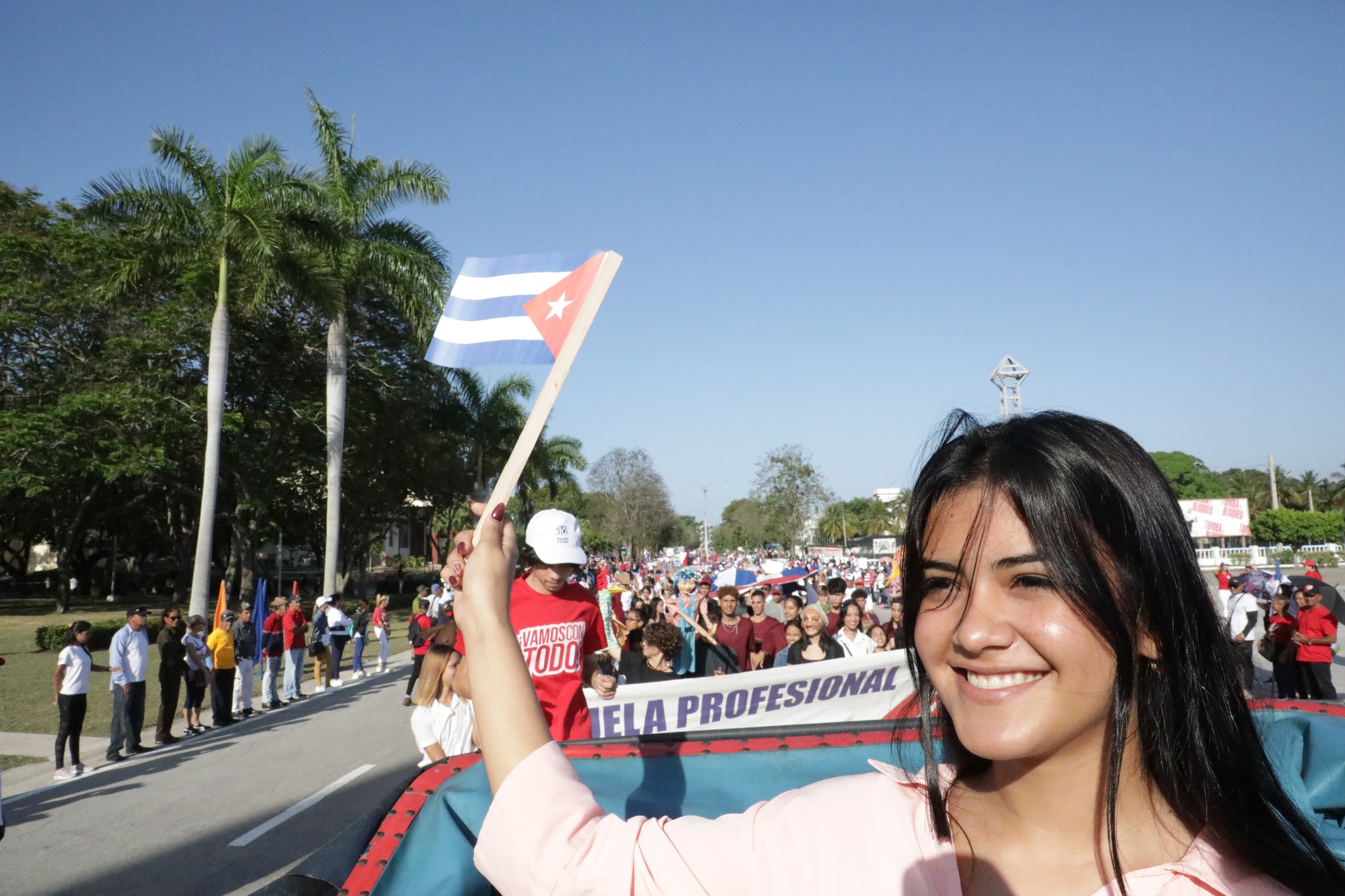 Granmenses celebran el 1 de Mayo con rotundo respaldo a la Revolución (+ fotos y videos) Granmenses celebran el 1 de Mayo con rotundo respaldo a la Revolución (+ fotos y videos)