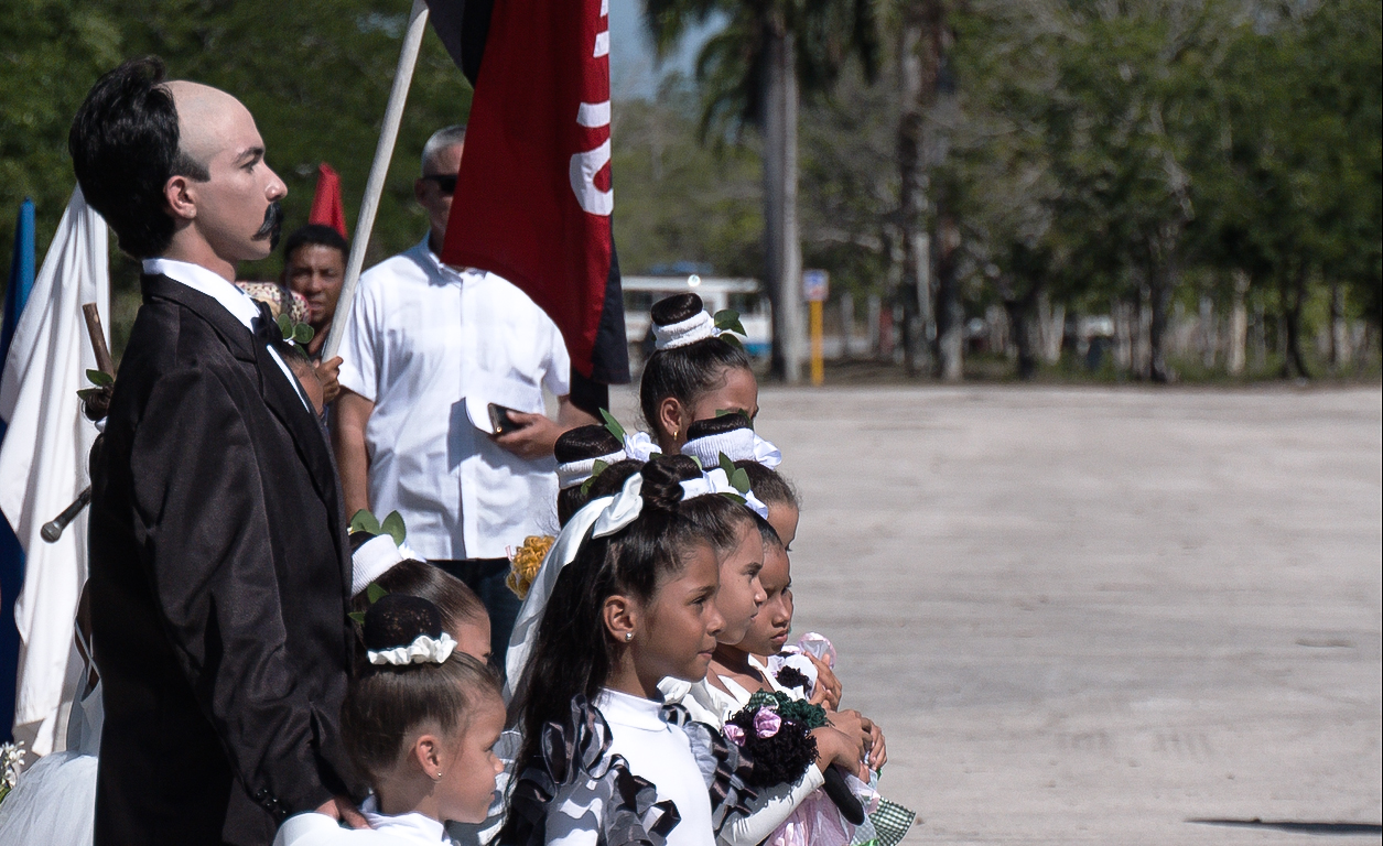 Cuba rinde homenaje a José Martí en Dos Ríos, a 130 años de su caída en combate Cuba rinde homenaje a José Martí en Dos Ríos, a 130 años de su caída en combate