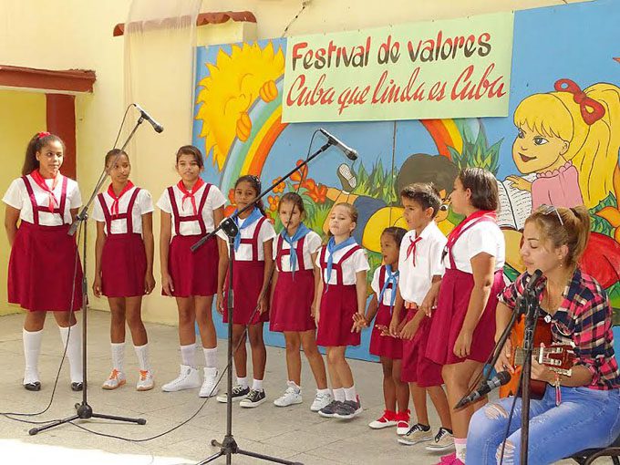 Niños de Bayamo defienden la música cubana Niños de Bayamo defienden la música cubana
