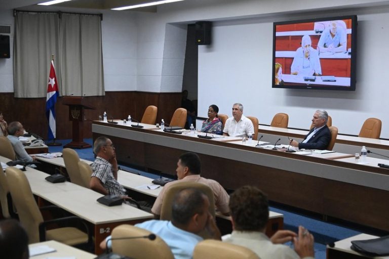 Analiza Consejo Nacional de Innovación introducción de nuevas tecnologías en la industria azucarera Analiza Consejo Nacional de Innovación introducción de nuevas tecnologías en la industria azucarera