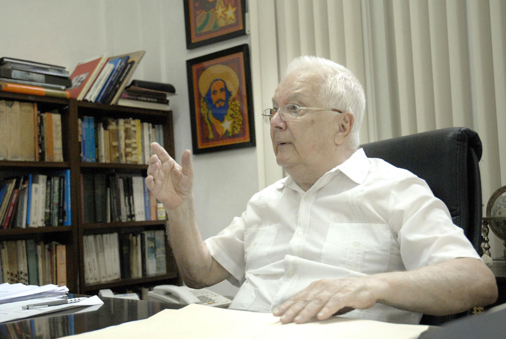 Un intelectual llamado Armando Hart. Referencia obligada Un intelectual llamado Armando Hart. Referencia obligada