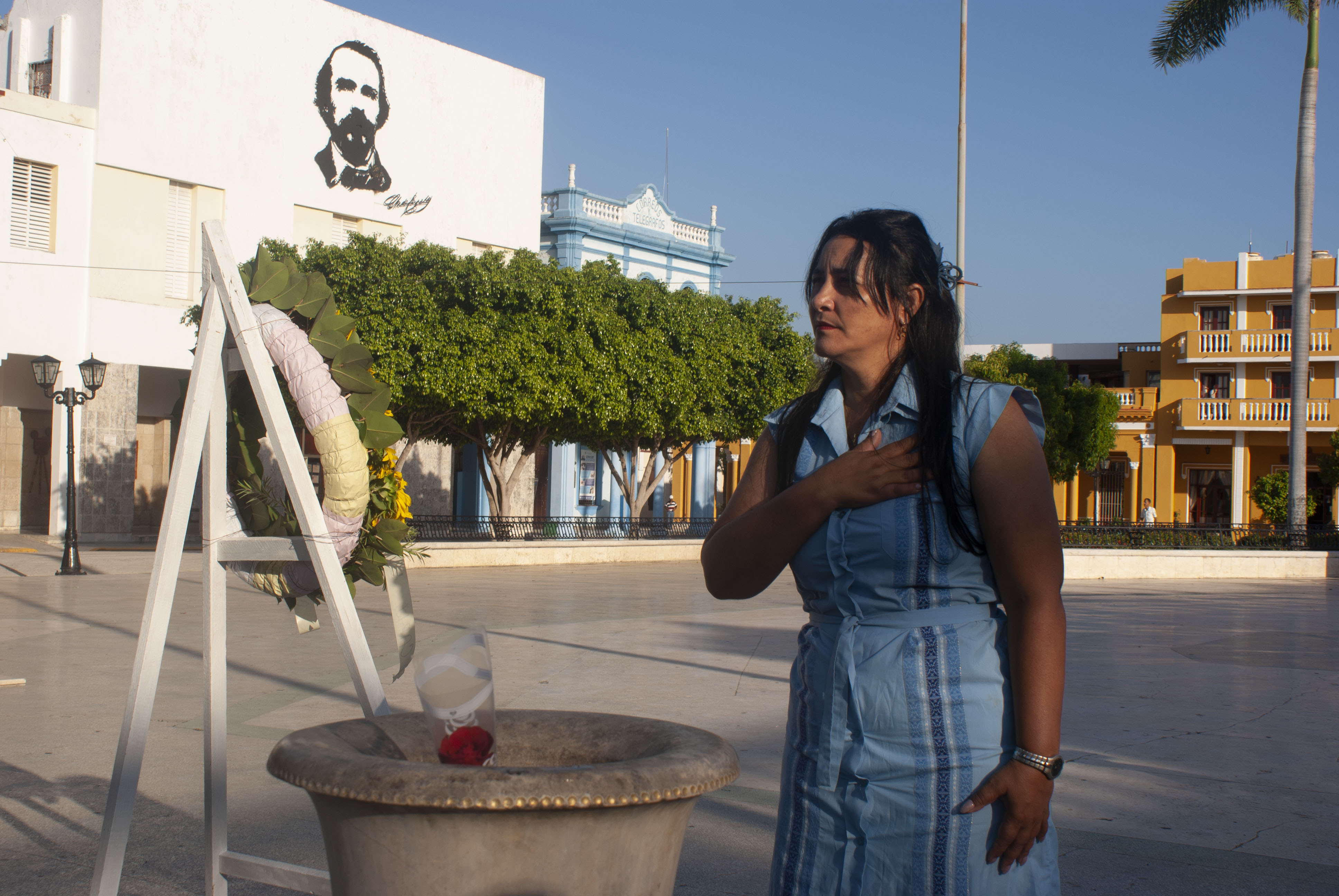 Rinden homenaje a los padres en Granma