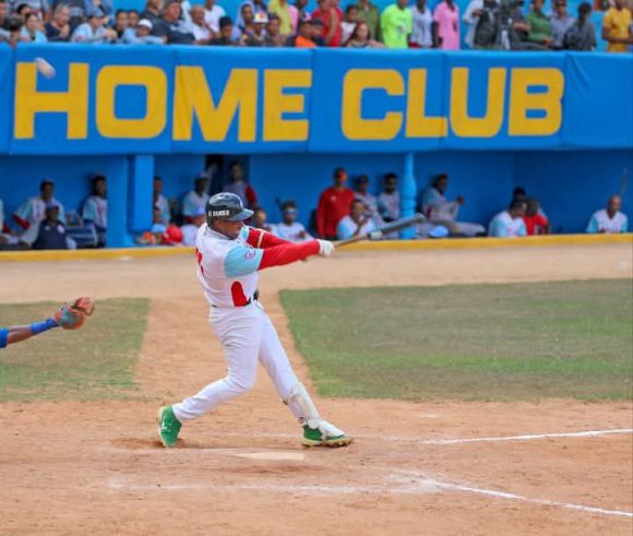 Los Tigres de Ciego de Ávila campeones de la III Liga Élite del Béisbol Los Tigres de Ciego de Ávila campeones de la III Liga Élite del Béisbol