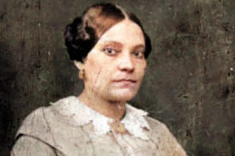 Recordando a Doña Leonor Pérez Recordando a Doña Leonor Pérez