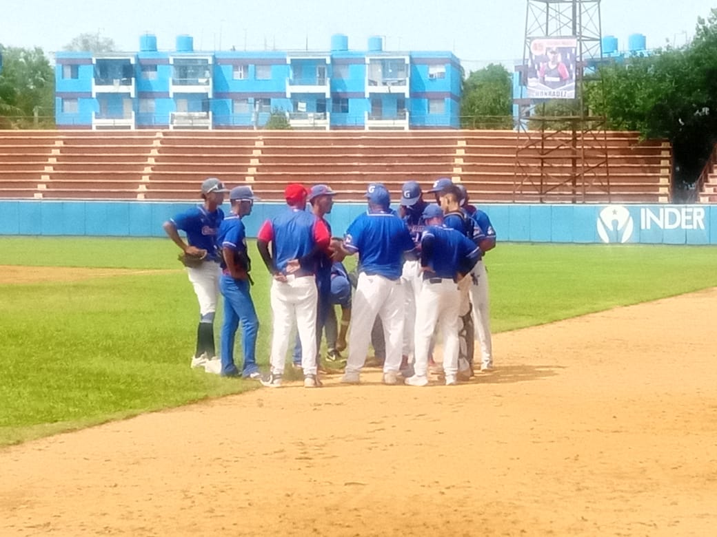 Granma busca la victoria de la honra en el béisbol sub 18 Granma busca la victoria de la honra en el béisbol sub 18