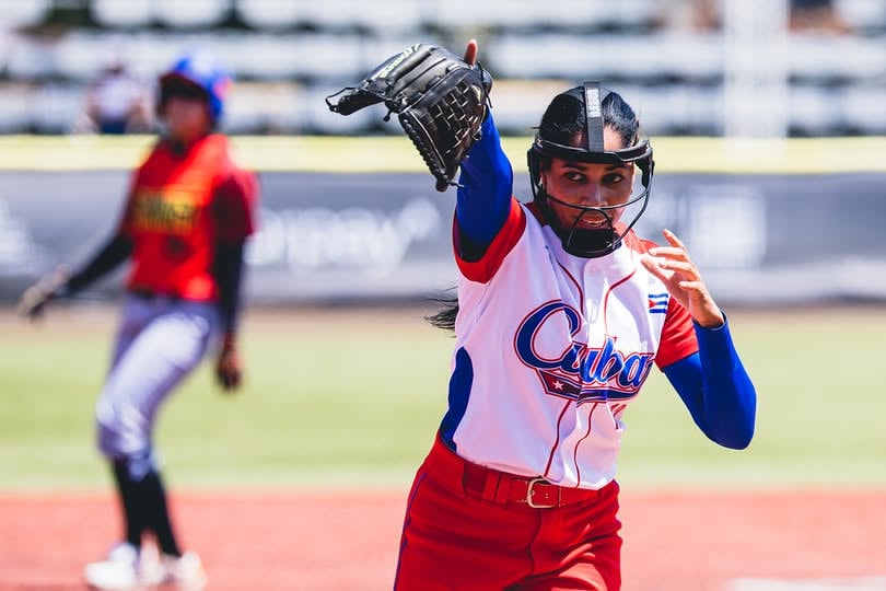 Cuba avanza en Panamericano de softbol (F) Cuba avanza en Panamericano de softbol (F)