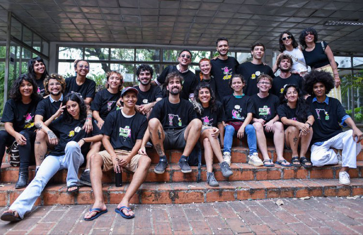 “Escuela de todos los mundos” graduó a su Generación 30 “Escuela de todos los mundos” graduó a su Generación 30