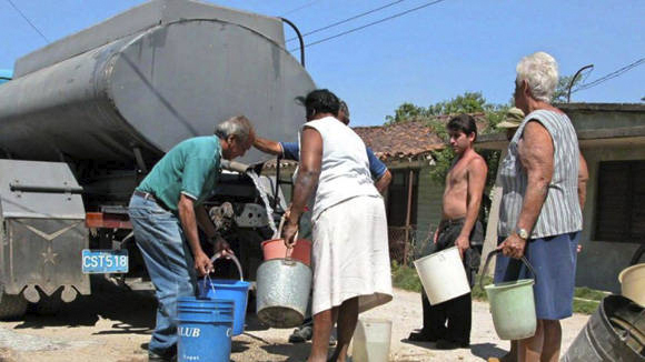 Compleja situación de abasto de agua en Granma Compleja situación de abasto de agua en Granma