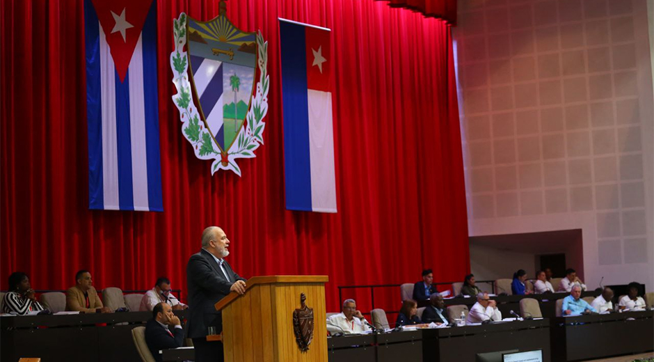 Marrero Cruz presenta actualización sobre objetivos y resultados de programa gubernamental para corregir distorsiones y reimpulsar la economía Marrero Cruz presenta actualización sobre objetivos y resultados de programa gubernamental para corregir distorsiones y reimpulsar la economía