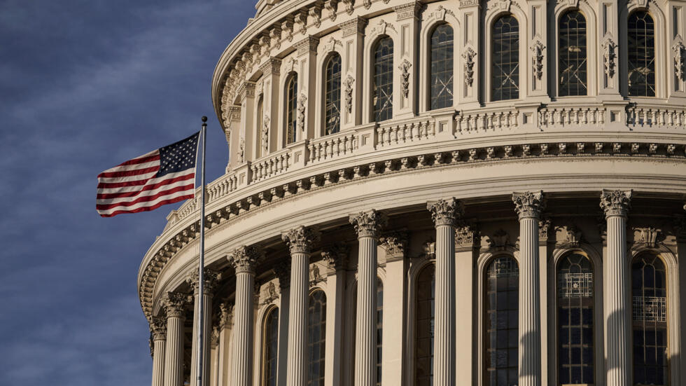 Cámara Baja de EEUU vota versión final de plan fiscal de Trump