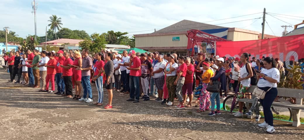 Conmemoran en Bartolomé Masó aniversario 72 del asalto a los Cuarteles Moncada y Carlos Manuel de Céspedes Conmemoran en Bartolomé Masó aniversario 72 del asalto a los Cuarteles Moncada y Carlos Manuel de Céspedes
