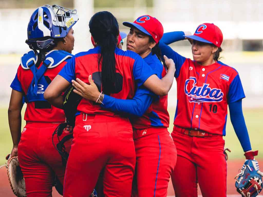 Granmenses fueron decisivas en Panamericano de softbol Granmenses fueron decisivas en Panamericano de softbol