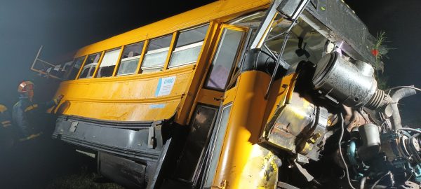 Dos fallecidos y 27 lesionados, saldo preliminar de un accidente masivo de tránsito en Bayamo (+ fotos y video)