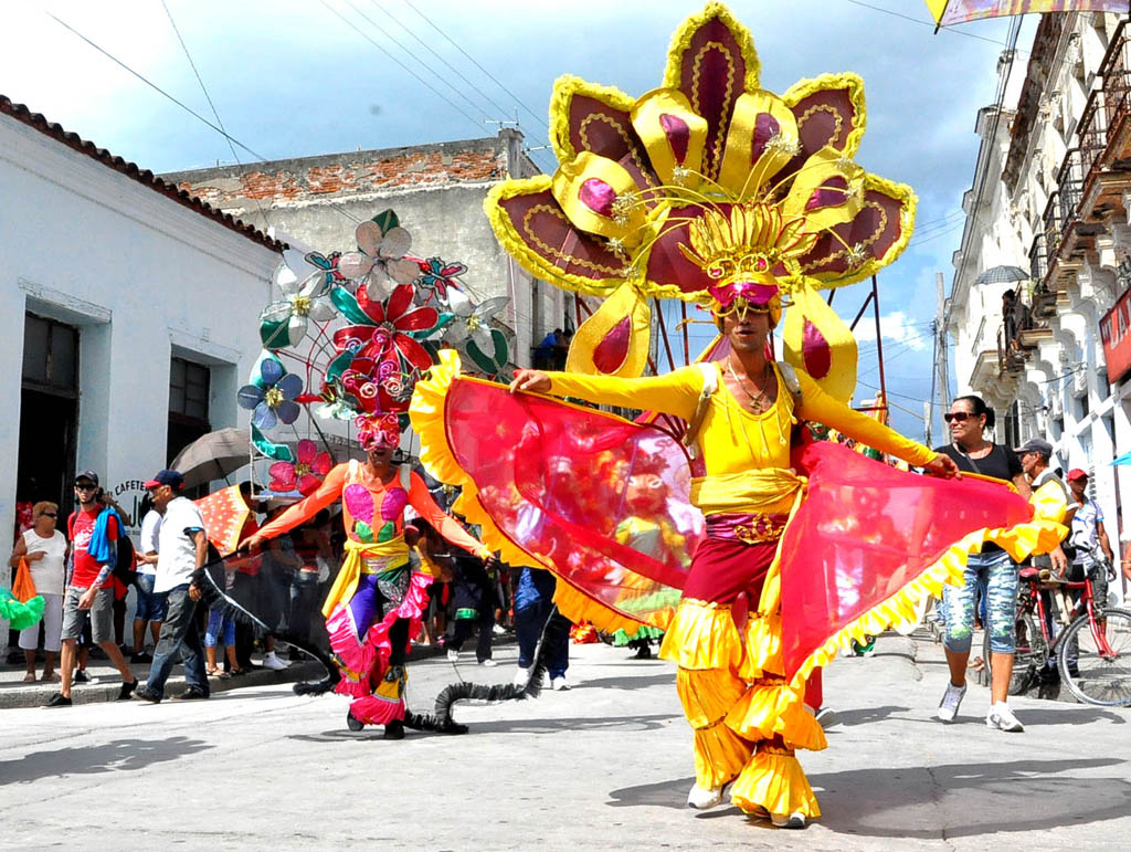 Fiestas populares inician hoy en Manzanillo Fiestas populares inician hoy en Manzanillo